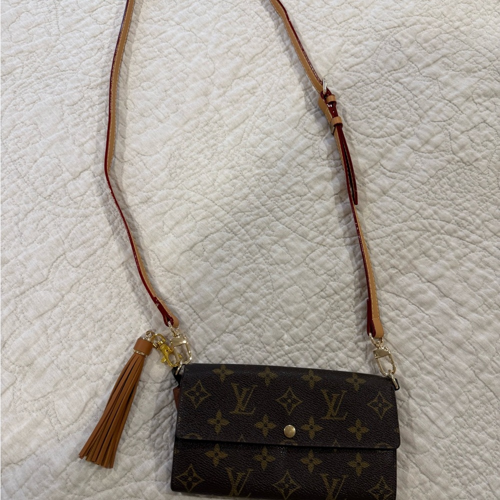 Authentic Louis Vuitton Monogram Wallet with Gold Accents - Picture 8 of 8